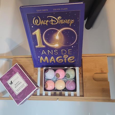 Appartement Chic 5 Min Disneyland/Vallee Village Serris Luaran gambar