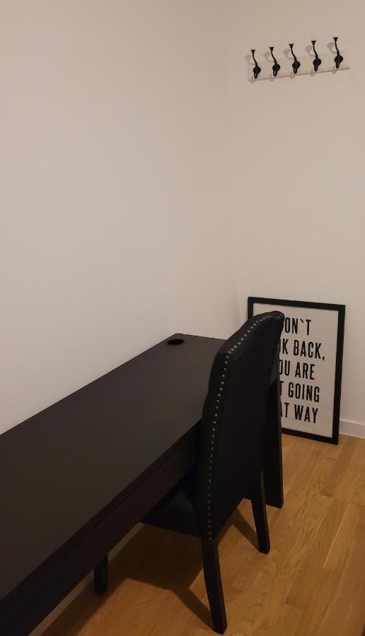 Appartement Chic 5 Min Disneyland/Vallee Village Serris Luaran gambar